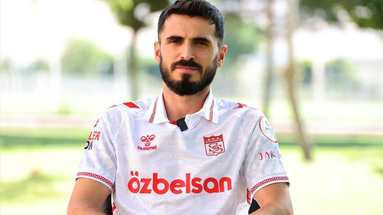 Valon Ethemi: Sivasspor'a gelmekten memnunum