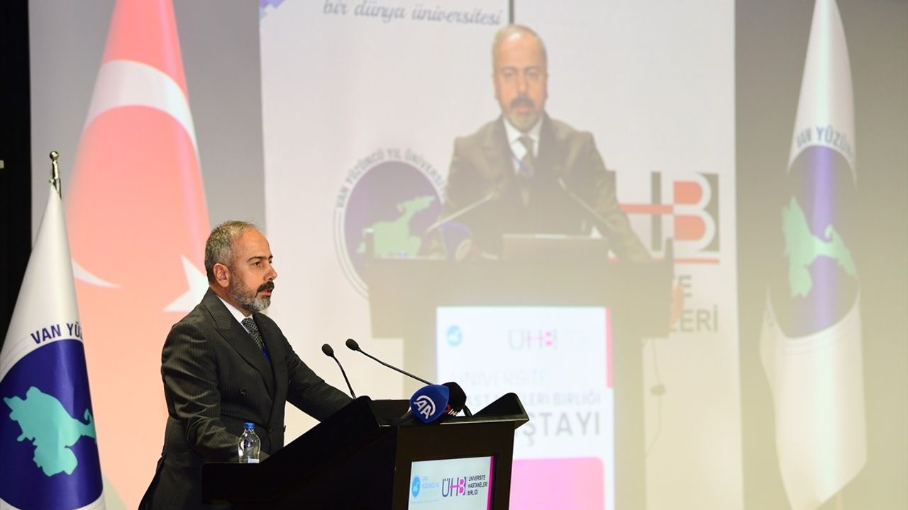 Van'da Üniversite Hastaneler Birliği Çalıştayı başladı — 43 üniversitenin katılımıyla sağlık ve eğitim gündemi