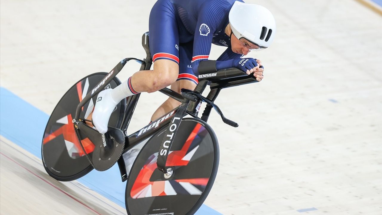 William Bjergfelt, Konya'da C5 kategorisi 1 saat dünya rekorunu 51.463 km ile kırdı