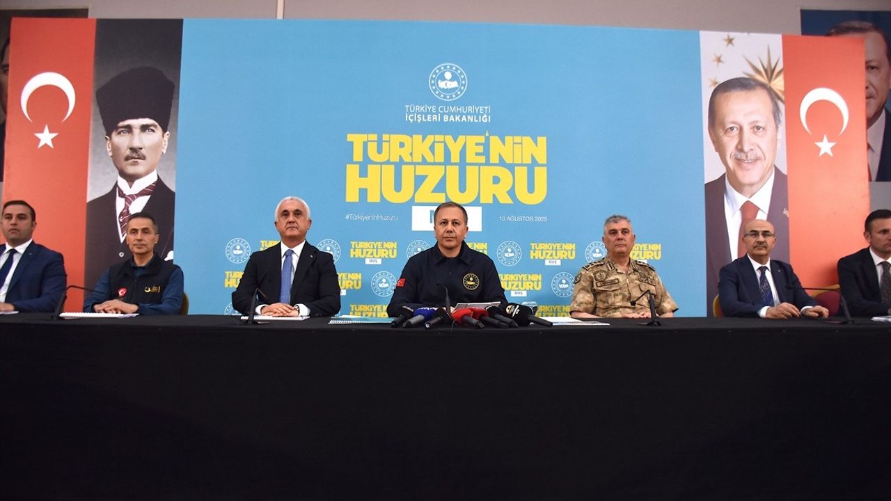 Yerlikaya Muş'ta açıkladı: 4 Haziran 2023'ten bu yana uyuşturucudan 80.775 tutuklama