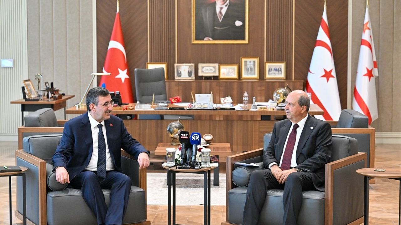 Yılmaz: Siyasi istikrar uzun vadeli projeleri mümkün kılar; KKTC için "bilişim adası" vurgusu