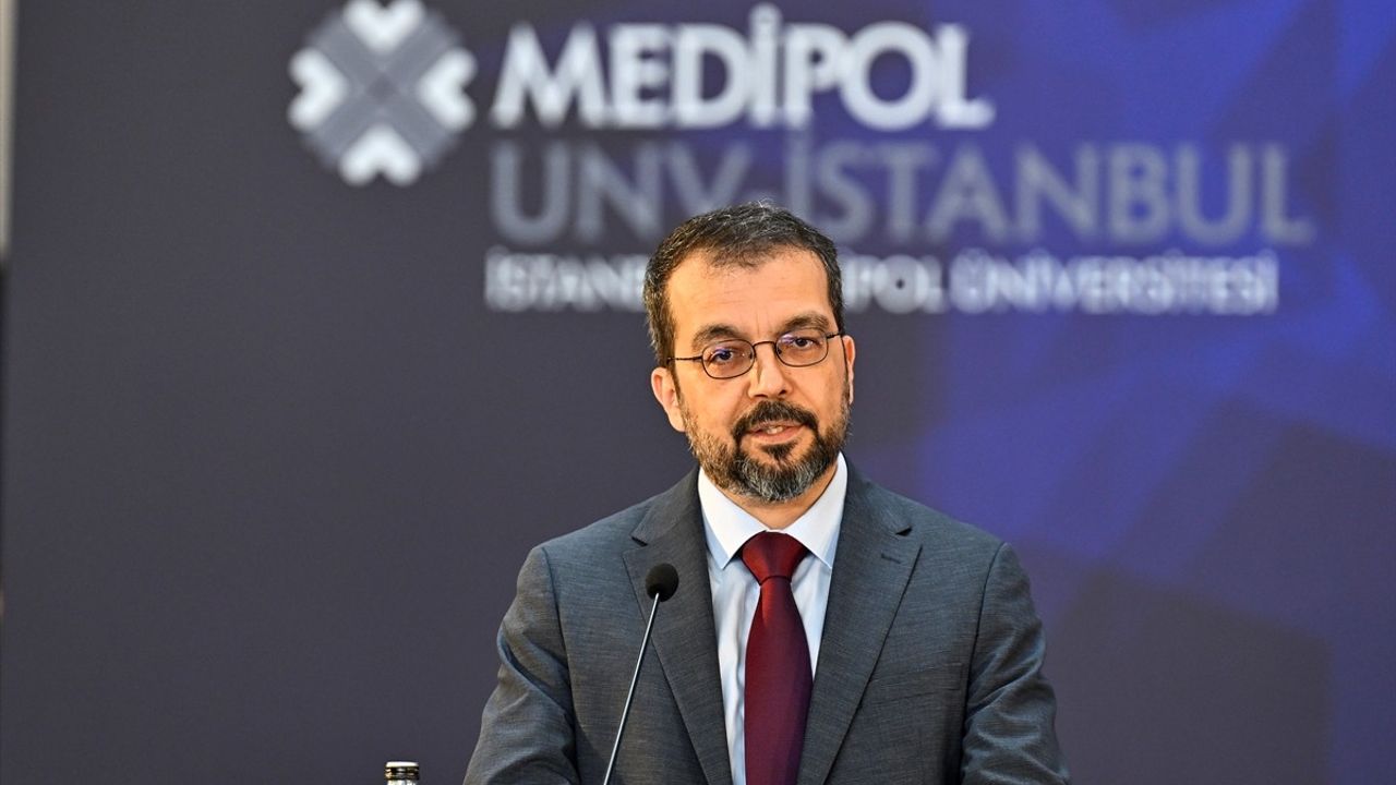 YKS'de dereceye giren 33 öğrenci İstanbul Medipol Üniversitesi'ne yerleşti