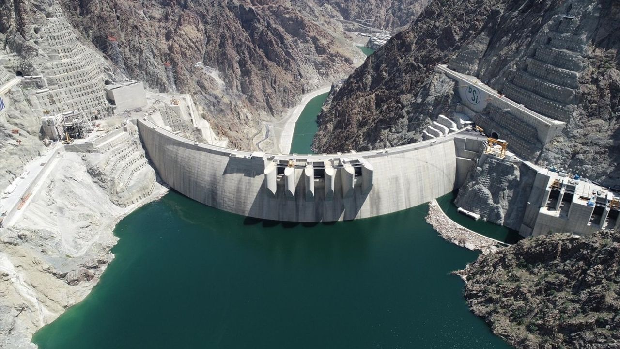 Yusufeli HES, Yılda 2,5 Milyon Kişinin Elektrik İhtiyacını Karşılıyor