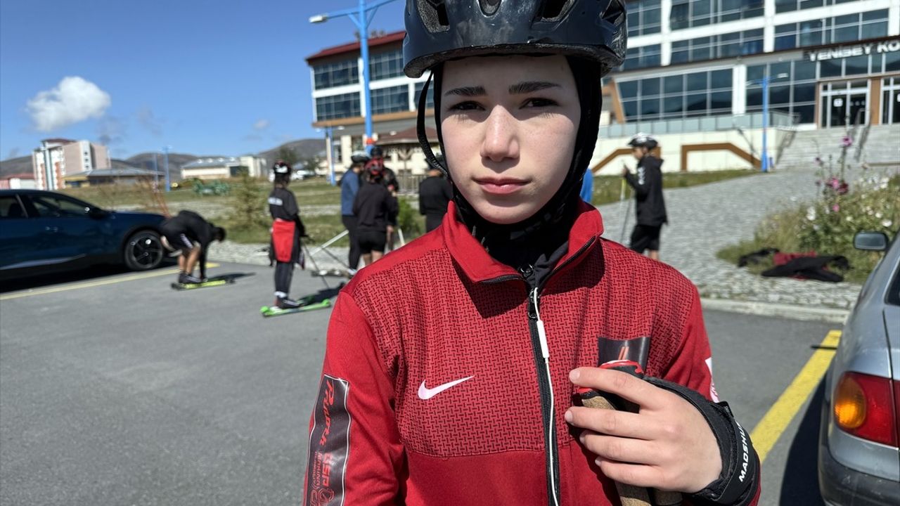 14-16 Yaş Altı Kayaklı Koşu Milli Takımları Ardahan'da 15 Günlük Tekerlekli Kayak Kampını Tamamladı