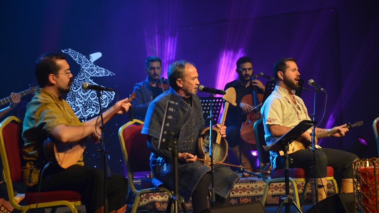 22. Uluslararası Konya Mistik Müzik Festivali ikinci gününde konser ve etkinliklerle sürdü