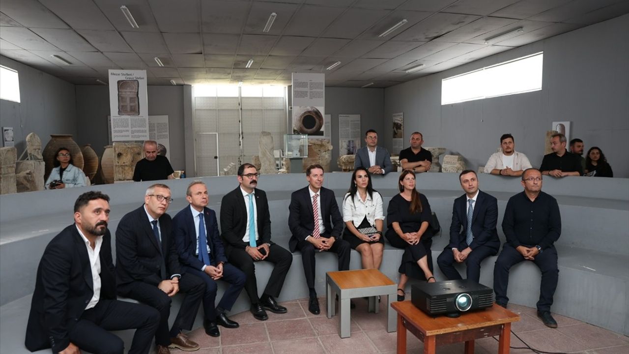 AB Türkiye Delegasyonu Başkan Vekili Jurgis Vilcinskas, Pompeiopolis Antik Kenti'ni ziyaret etti