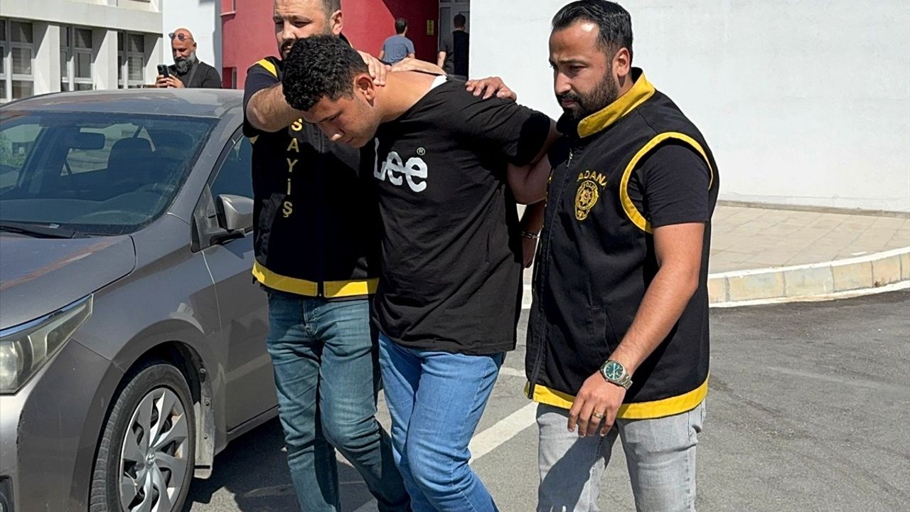 Adana Çukurova'da kapkaçla cep telefonu çalan 2 şüpheli güvenlik kamerası kayıtlarıyla tutuklandı