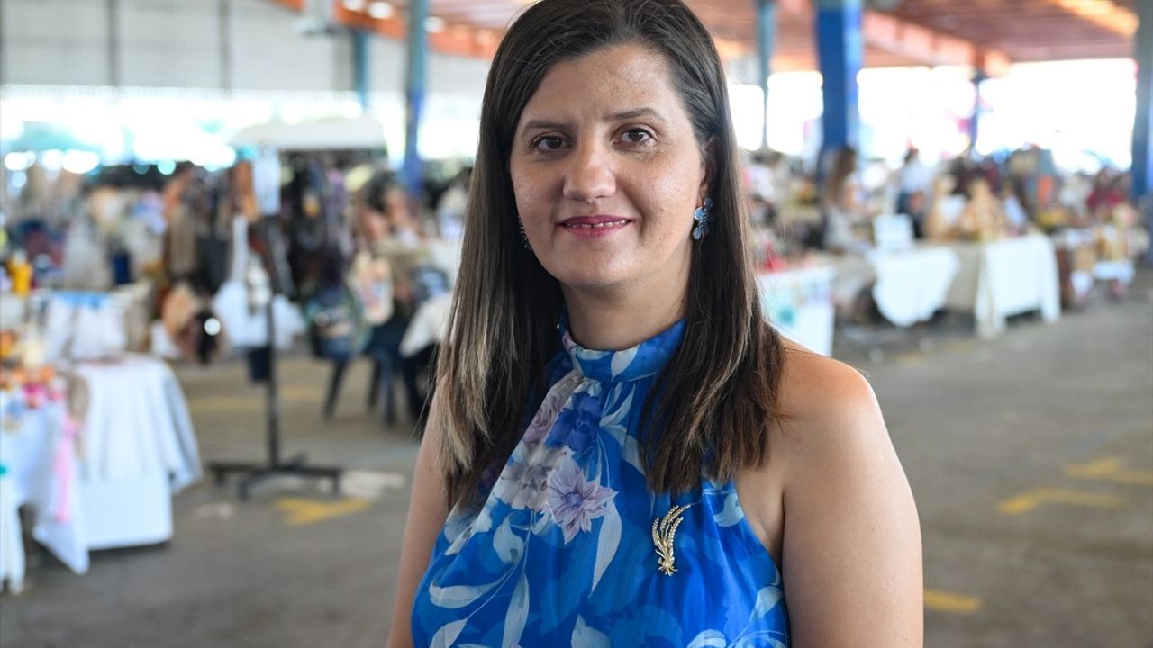 Adana'da "Kadın Girişimci ve Çiftçi Ürünleri Fuarı" açıldı