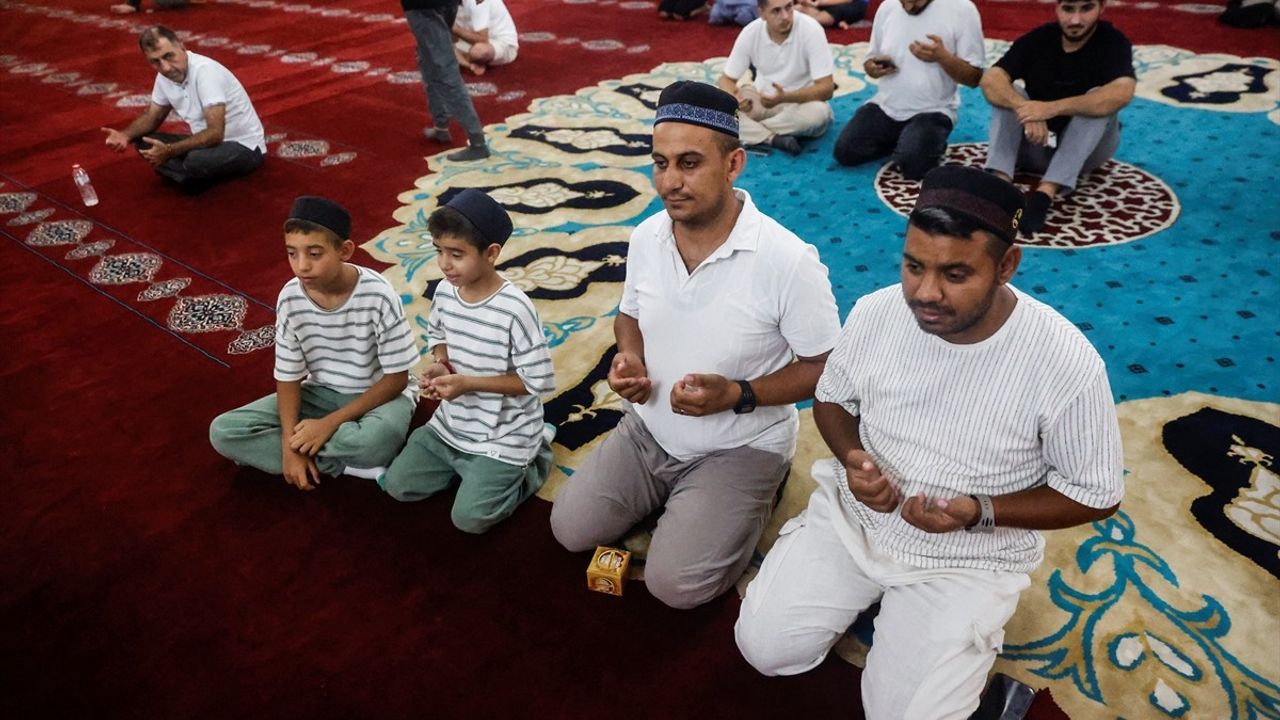 Adana, Mersin, Hatay ve Osmaniye'de Mevlit Kandili programları düzenlendi