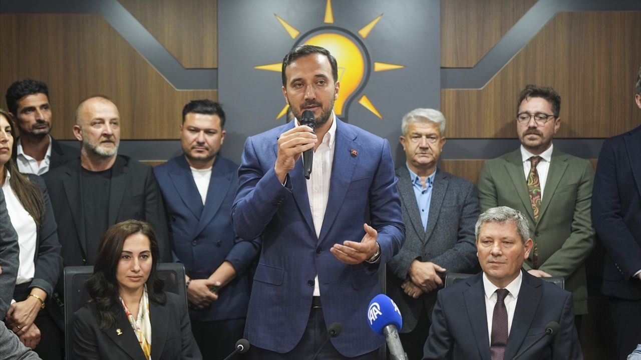 AK Parti Beykoz Teşkilatı Tanışma Programında Dayanışma ve Hizmet Vurgusu