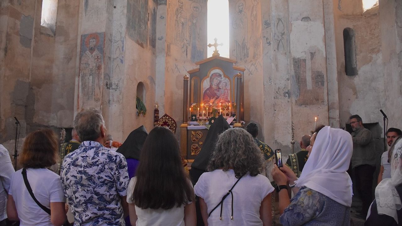 Akdamar Kilisesi'nde 13. ayin sona erdi