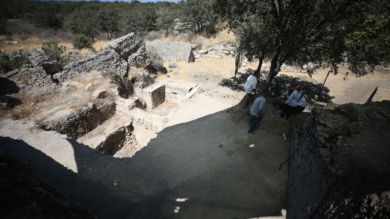 Alexandria Troas kazılarında odeon ile çarşı yapısının gün yüzüne çıkarılması hedefleniyor