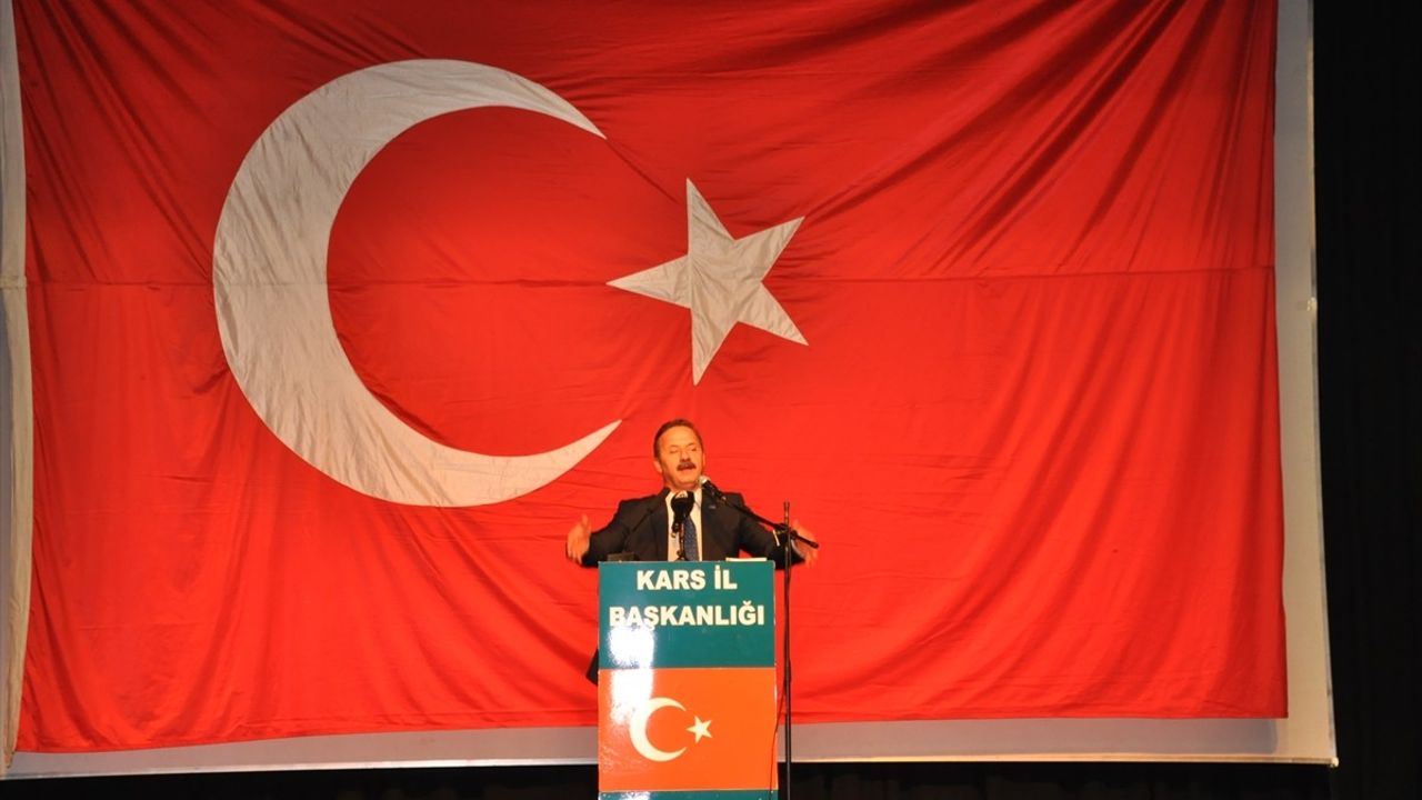 Anahtar Parti Genel Başkanı Yavuz Ağıralioğlu Kars'ta 'Halk Buluşması'na Katıldı