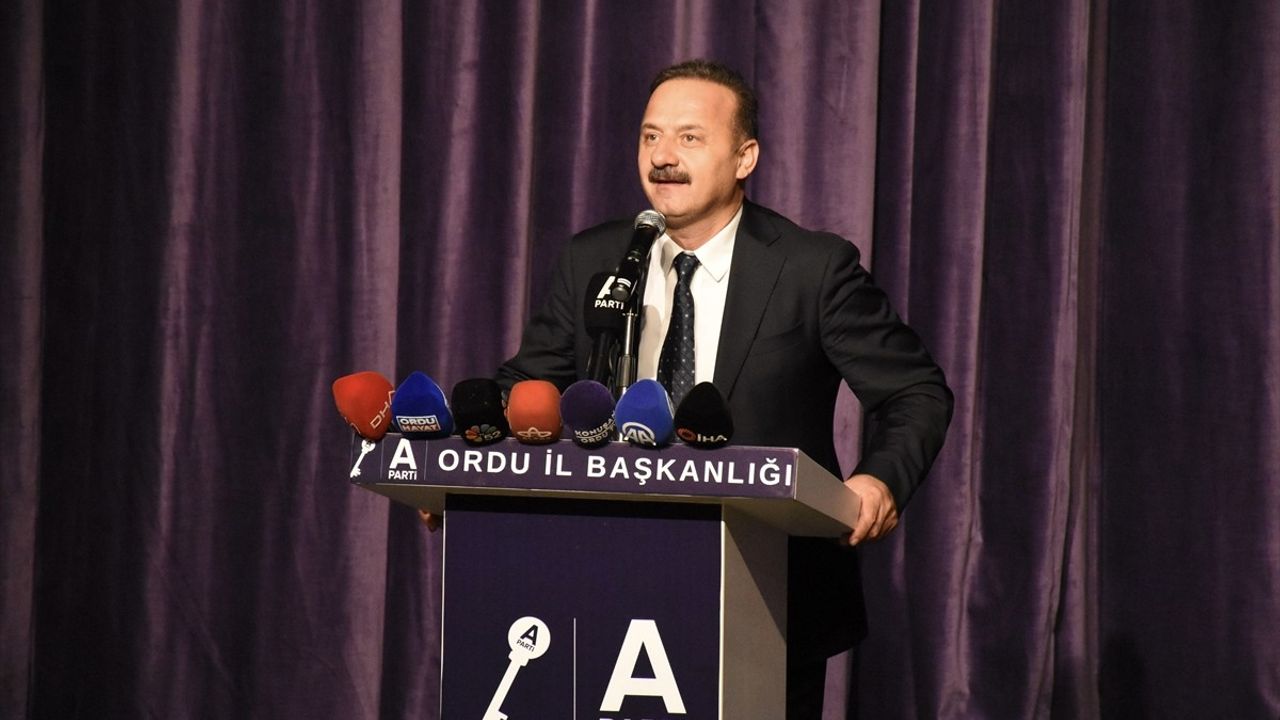 Anahtar Parti Genel Başkanı Yavuz Ağıralioğlu Ordu'da 'Halk Buluşması'na Katıldı