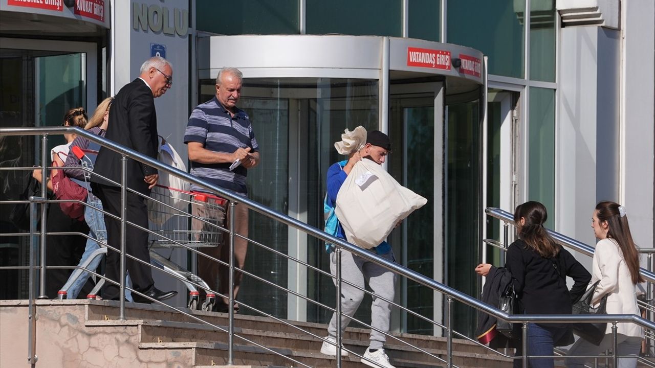 Ankara 42. Asliye Hukuk Mahkemesi, CHP'nin 38. ve 21. Kurultaylarına İlişkin Davada Ara Karar Verdi