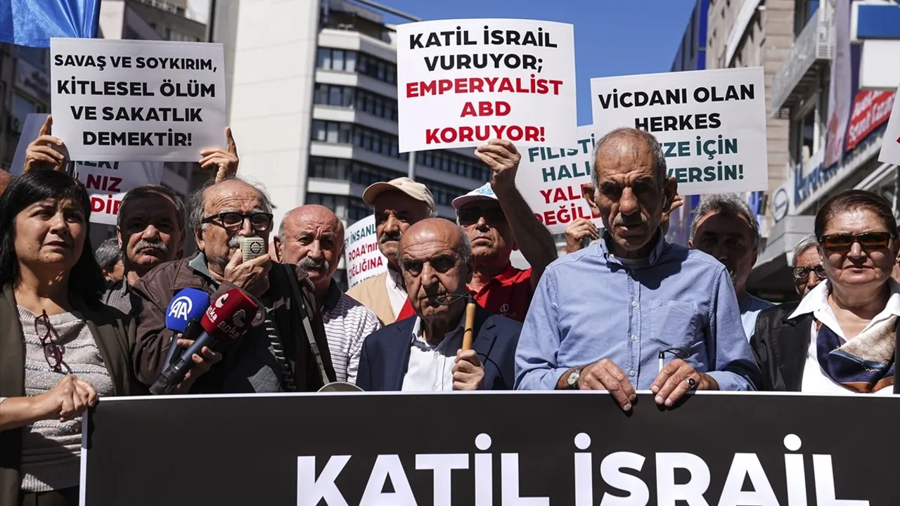 Ankara'da engelli derneklerinden çağrı: Gazzeli görme engelli Roaa Abuhelal ve ailesi güvenli yere ulaştırılsın