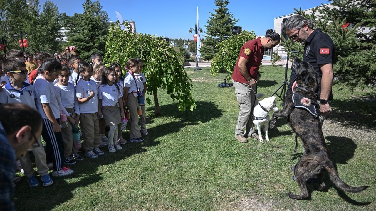Ankara Kültür Yolu Festivali'nde Polis Müzesi'nde Çocuklara Özel Etkinlik