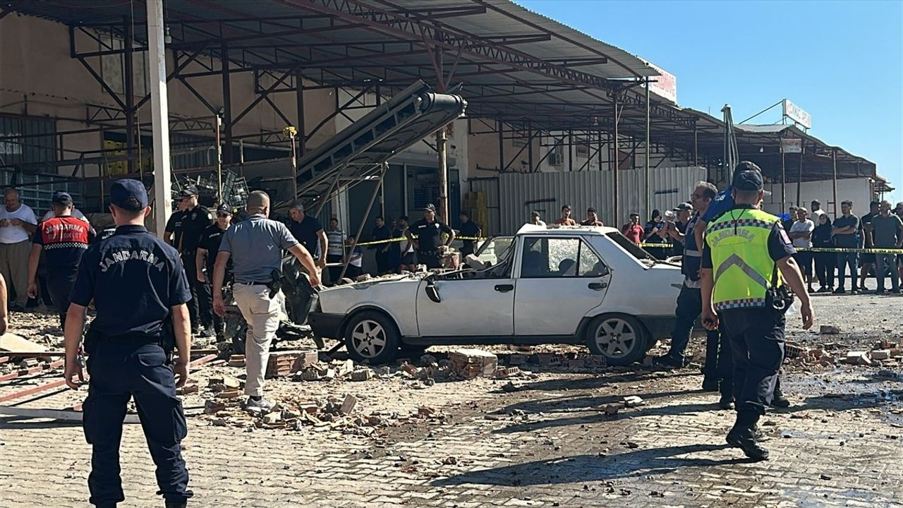 Demre Toptancı Halinde Patlama: 1 Kişi Öldü, 3 Yaralı