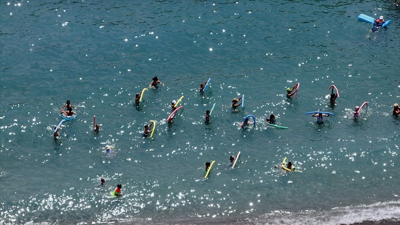 Antalya'ya 8 ayda yaklaşık 11,7 milyon turist geldi; Rusya ve Almanya başı çekiyor