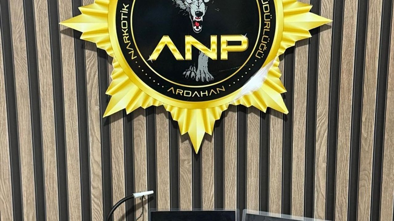 Ardahan'da Uyuşturucu Operasyonu: 3 Şüpheli Tutuklandı