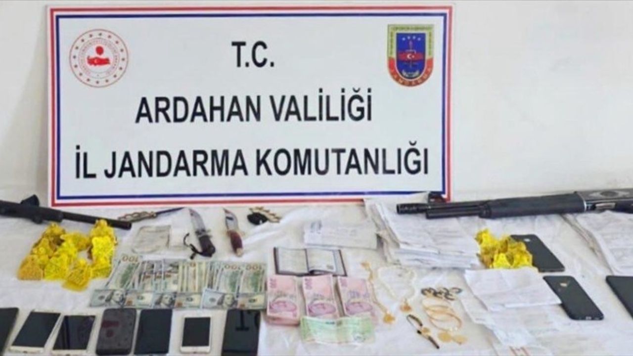 Ardahan merkezli 4 ilde hayvan ticaretinde nitelikli dolandırıcılık iddiası: 4 kişi tutuklandı