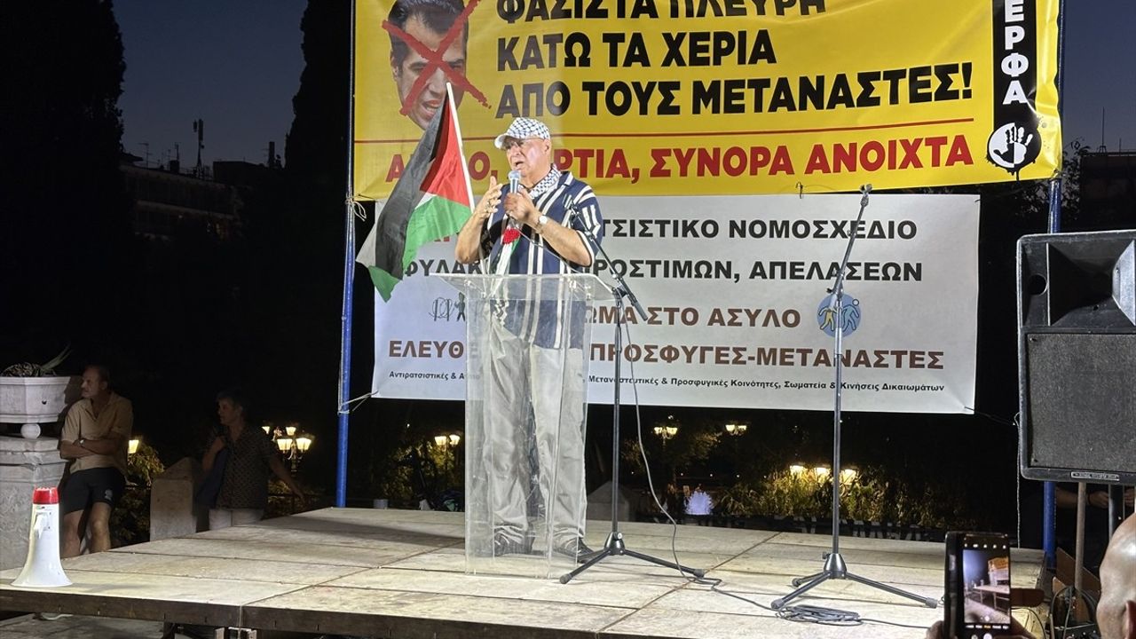 Atina'da yeni göç yasa tasarısına karşı protesto: KEERFA eylemi ve tasarıdaki belli başlı maddeler