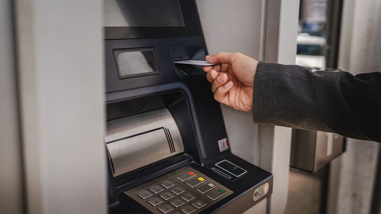 ATM Limitleri Eylül İtibarıyla Yeniden Belirlendi: Yatırma ve Çekme Limitlerinde Yeni Dönem