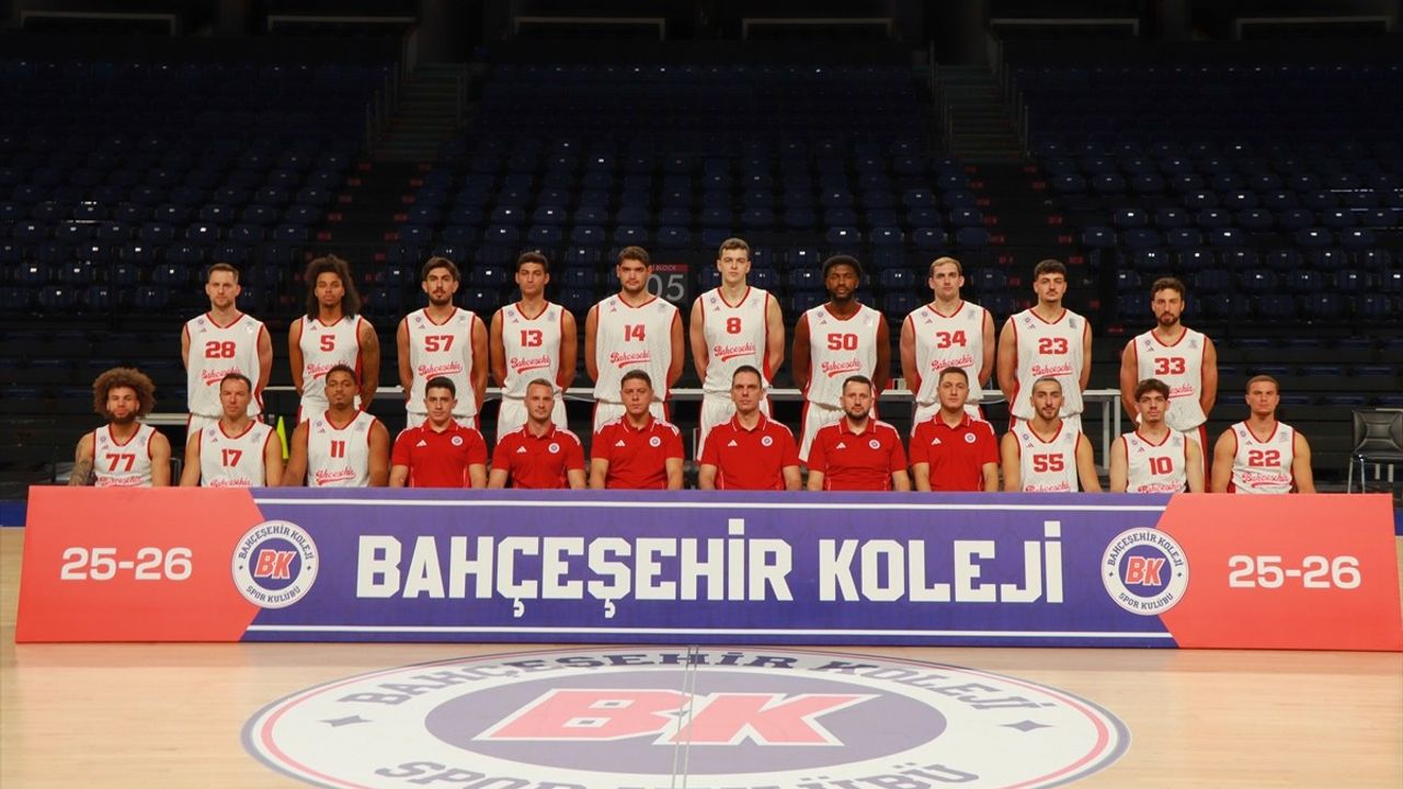 Bahçeşehir Koleji yeni sezonu Avrupa Kupası hedefiyle tanıttı