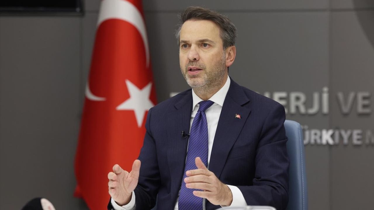 Bakan Bayraktar: Nükleer Enerji Türkiye'nin Enerji Vizyonunda Merkezi Rol Oynuyor