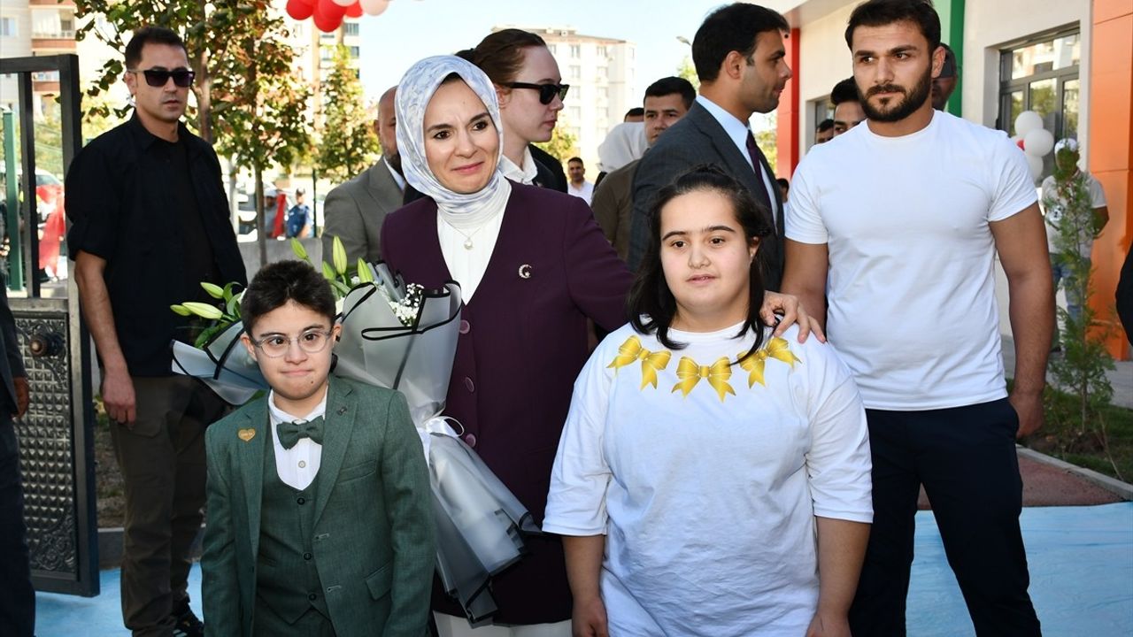 Bakan Göktaş: Batman'da 122 kişilik Engelli Aktif Yaşam Merkezi açıldı, evde bakım yardımlarına 560,2 milyon lira aktarıldı