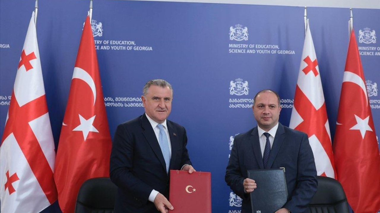Bakan Osman Aşkın Bak Tiflis'te Görüştü; Türkiye ve Gürcistan Arasında Spor ve Gençlik İşbirliği İçin Mutabakat Zaptı İmzalandı