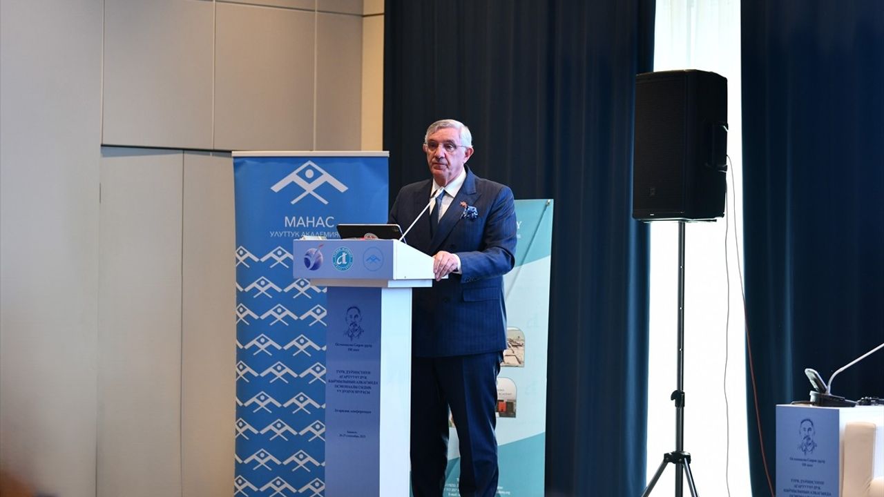 Bişkek'te Osmanalı Sıdık Uulu 150. doğum yıldönümünde anıldı