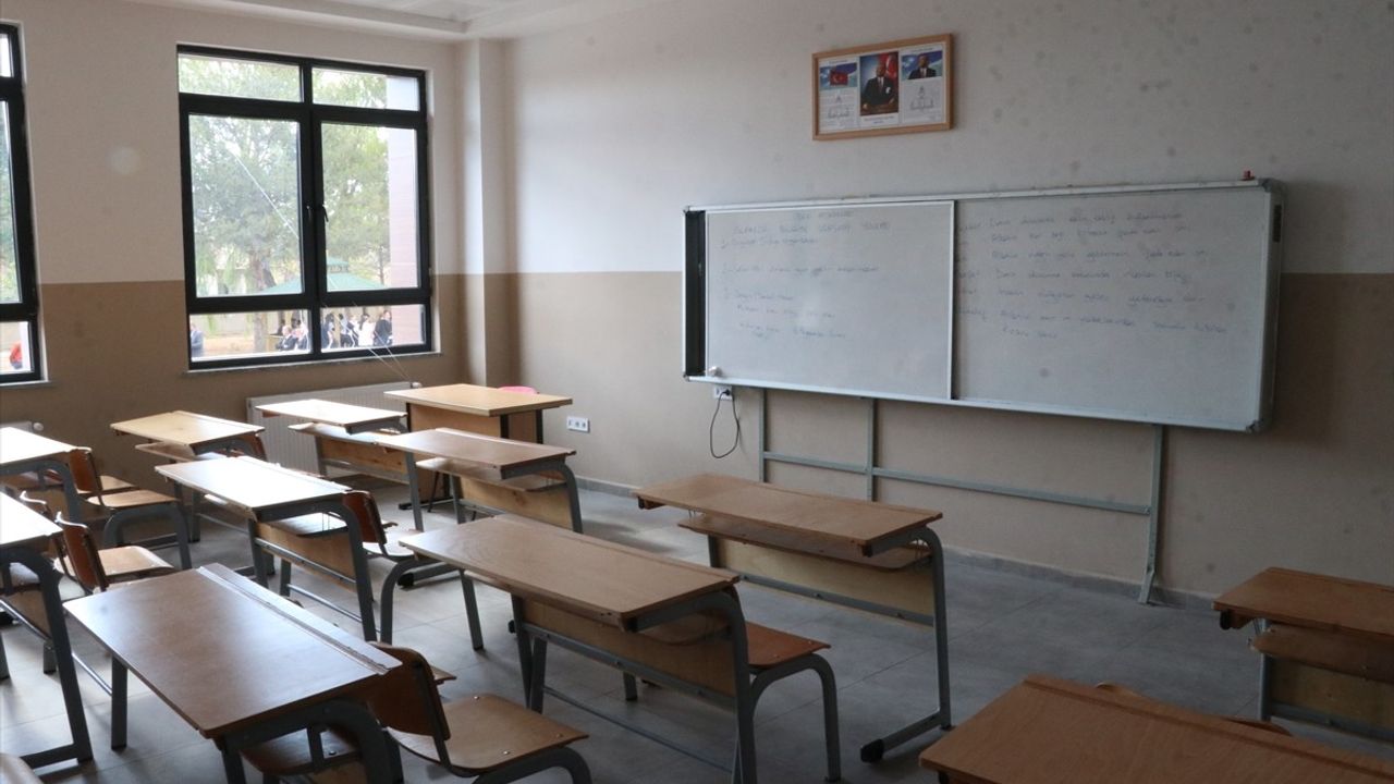 Boğazlıyan'da Cemil Çiçek Mesleki ve Teknik Anadolu Lisesi açıldı