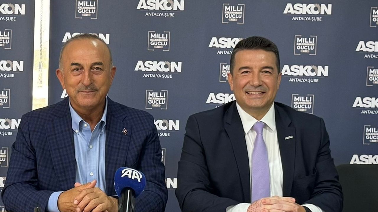 Çavuşoğlu Antalya'da iş insanlarıyla buluştu: Savunma sanayisi ve ekonomi diplomasisi vurgusu