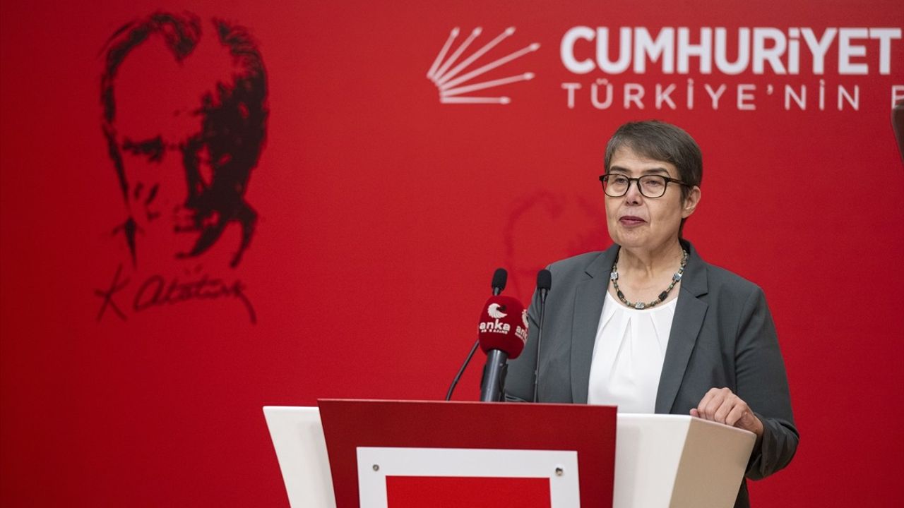 CHP'li Zeliha Aksaz Şahbaz: Kütahya Hastaneleri Arasındaki Protokolün Mevzuata Aykırılığına Dair Açıklama