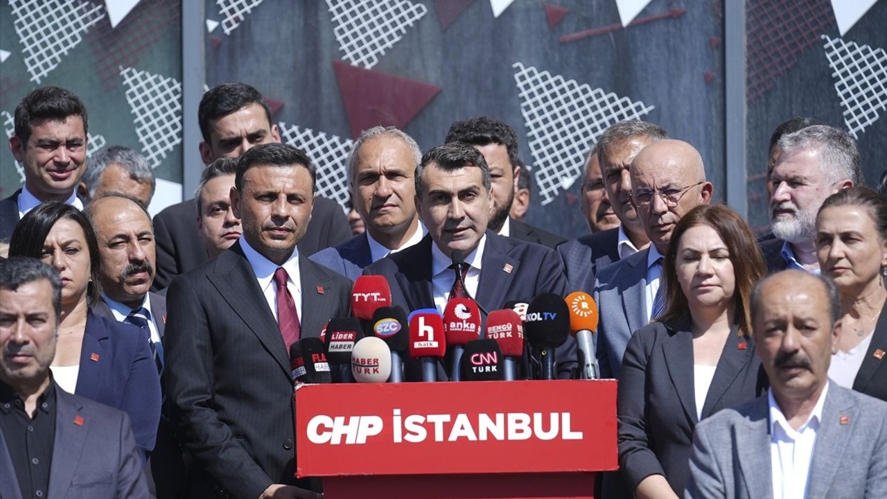 CHP'nin 81 il başkanı İstanbul'da: Özgür Çelik'e destek için buluşma