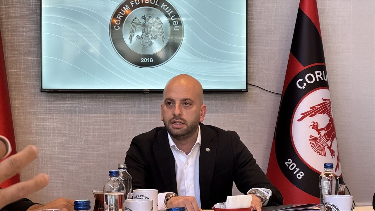 Çorum FK, Atakan Akkaynak, Atakan Cangöz ve Eren Karadağ ile 3'er yıllık sözleşme uzattı