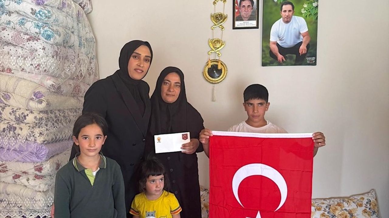 Cumhurbaşkanı Erdoğan'ın 'Terörsüz Türkiye' mektubu Van'daki Şafak ailesine ulaştı