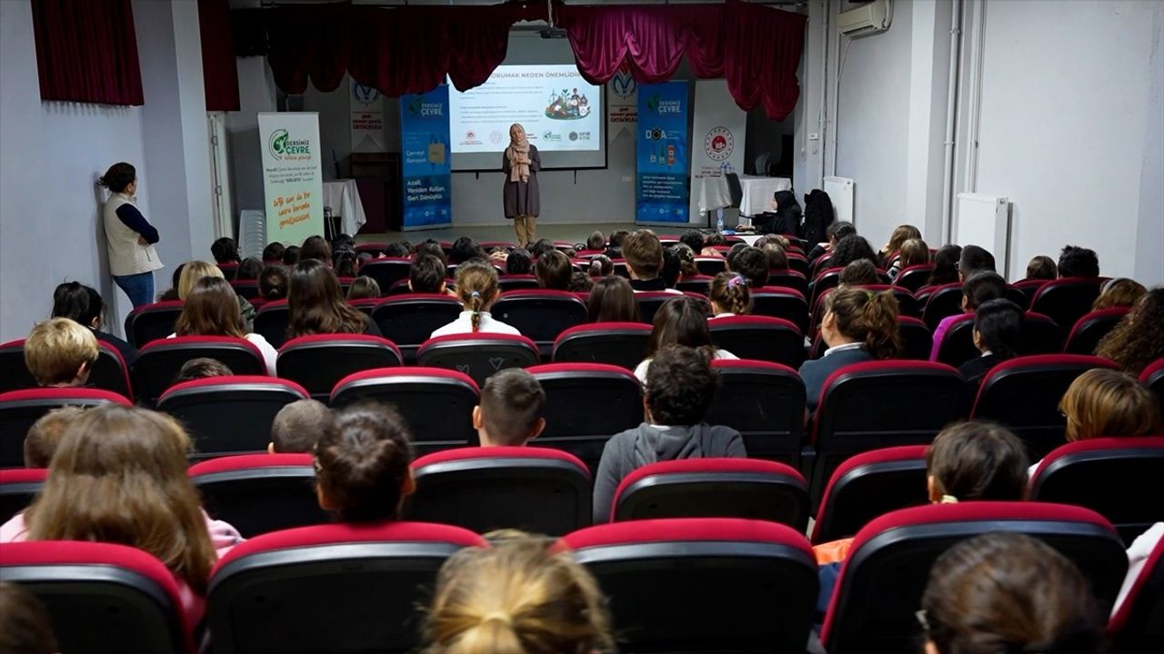 Dersimiz Çevre, Birlikte Geleceğe projesi 306 bin 740 öğrenciye ulaştı