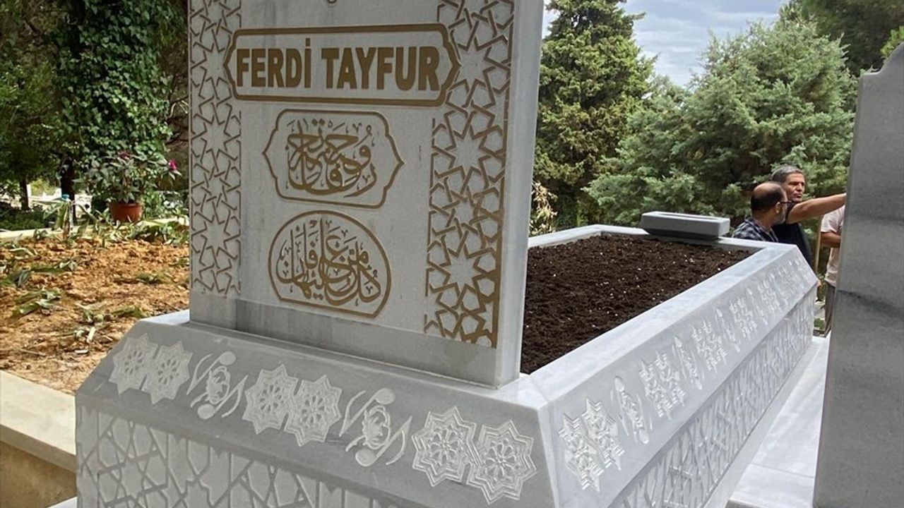 Devlet Bahçeli, Ferdi Tayfur'un kabrini yaptırdı: MHP'den açıklama
