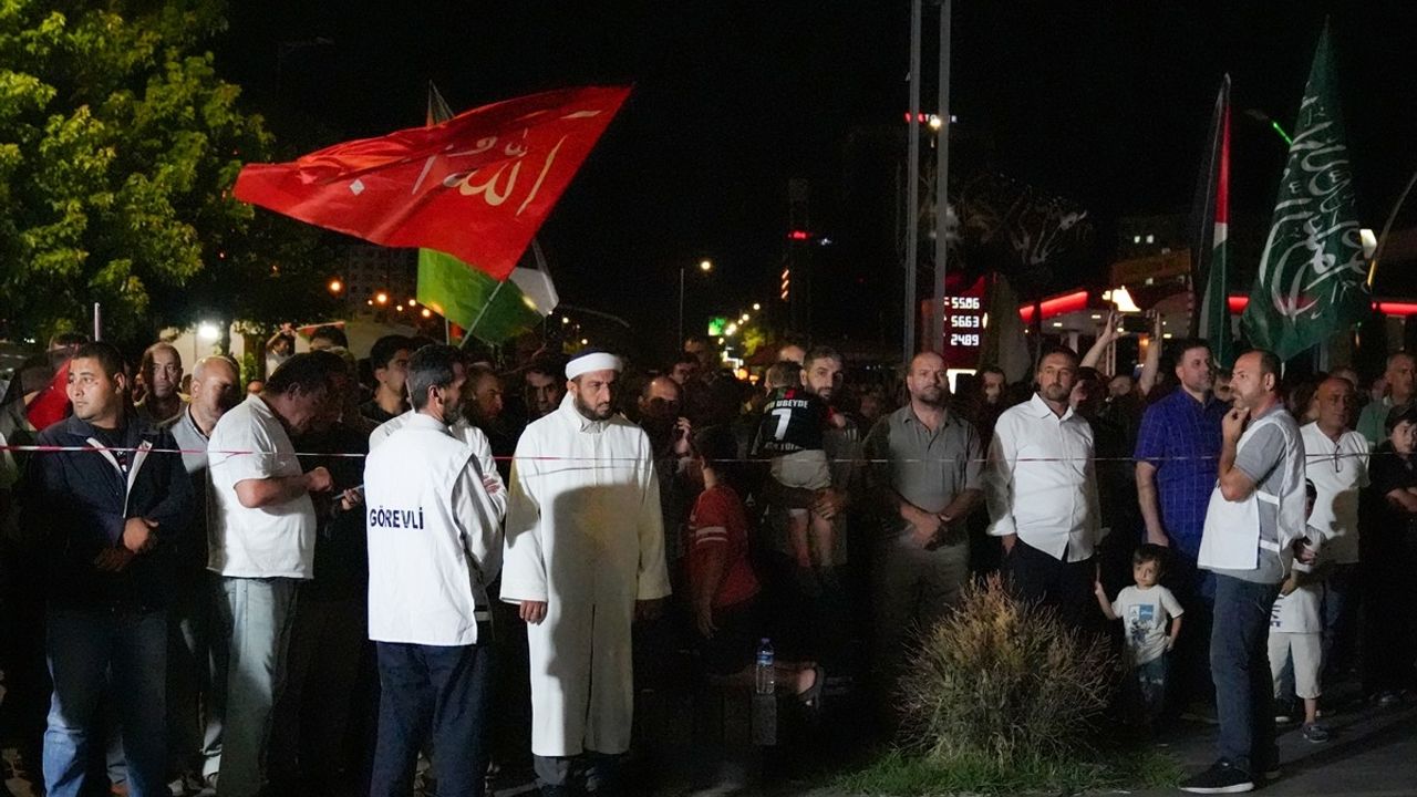 Diyarbakır'da STK'lar Küresel Sumud Filosu ve Filistin'e Destek İçin Basın Açıklaması