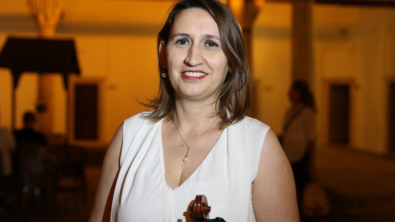 Edirne II. Bayezid Külliyesi'nde 'Zamanın Ötesinde Ses, Bilim ve Şifa' konseri — Trakya Üniversitesi'nden müzik ve şifa deneyimi