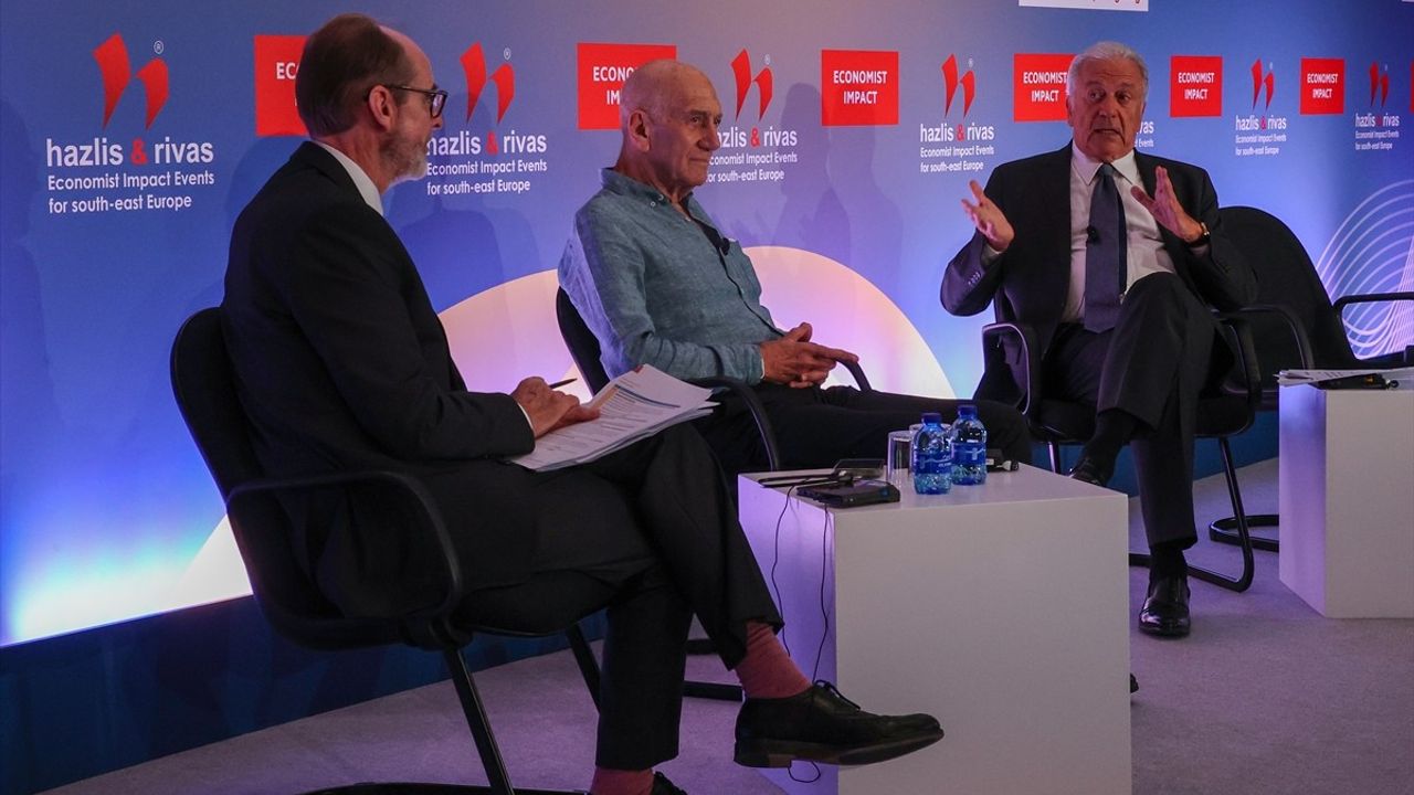 Ehud Olmert: Netanyahu'yu Dünyada Sadece ABD Başkanı Trump Dinleyebilir