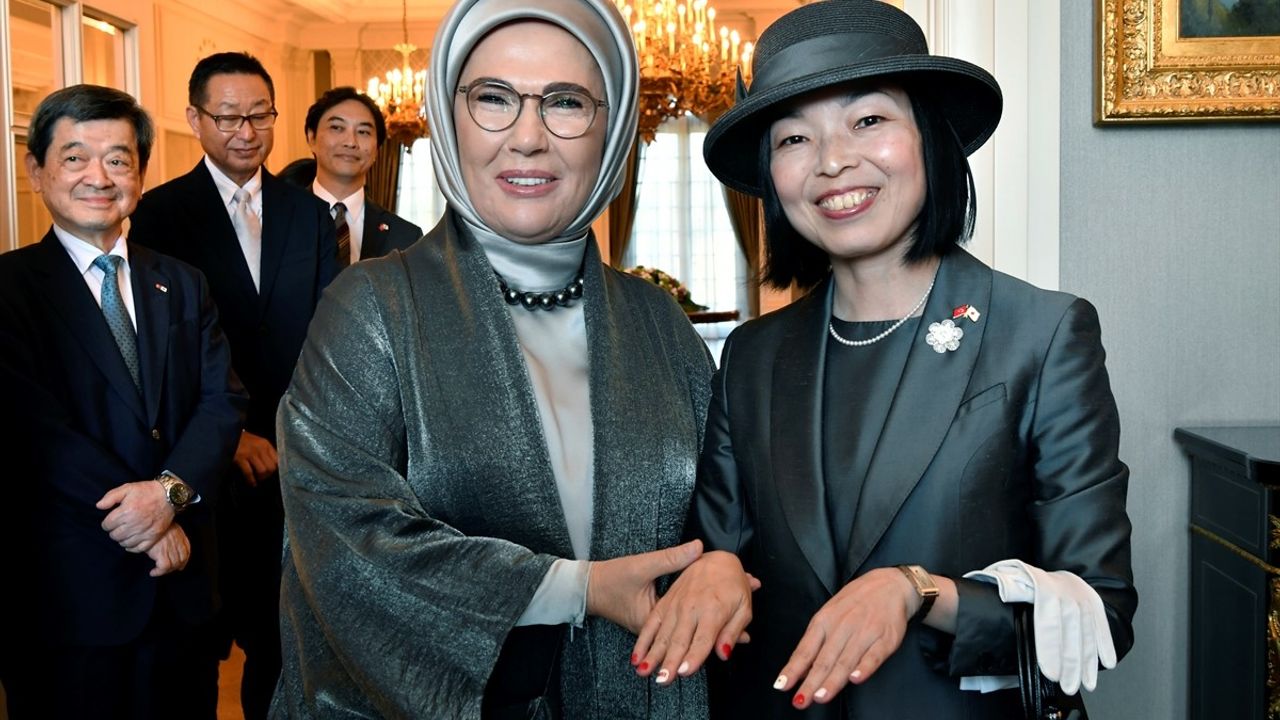 Emine Erdoğan, Japonya Altes Prensesi Akiko Mikasa ile görüştü