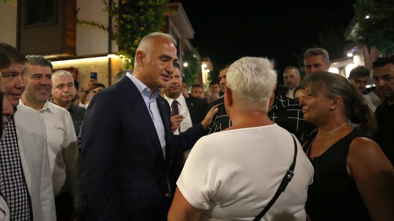 Ersoy: Antalya'ya gelen ziyaretçi 11,7 milyona ulaştı; Side'de gece müzeciliği ve Geleceğe Miras çalışmaları sürüyor