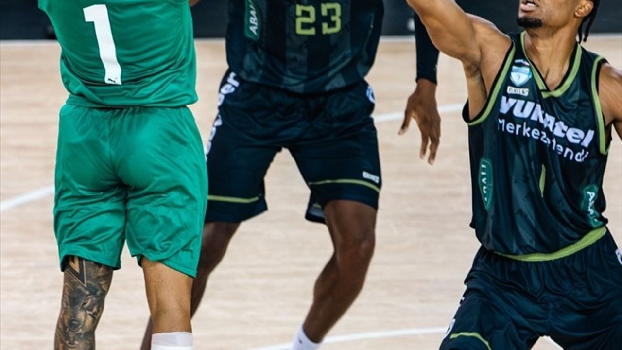 Esenler Erokspor, Gloria Pre-Season Games 2025'te Yukatel Merkezefendi'yi 81-68 yendi