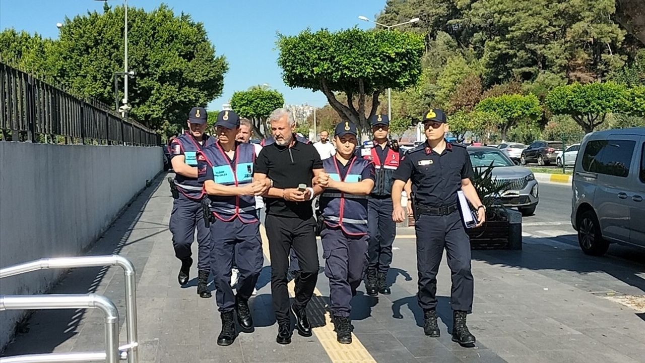 Eski Manavgat Belediye Başkanı Şükrü Sözen ve Kardeşi Fatih Sözen Adliyeye Sevk Edildi