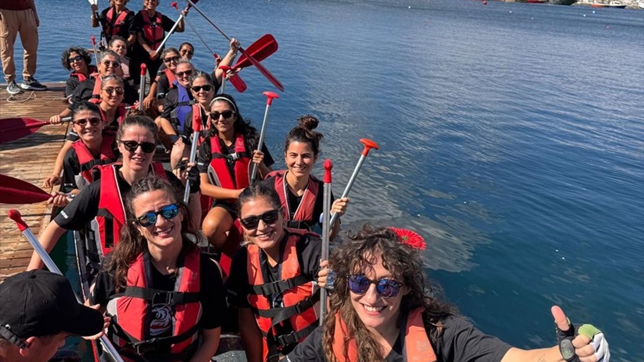 Eskişehir'in 'Sessiz Ejderhalar'ı: İşitme Engelli Kadınlar Dragon Bot ile Engelleri Aşıyor