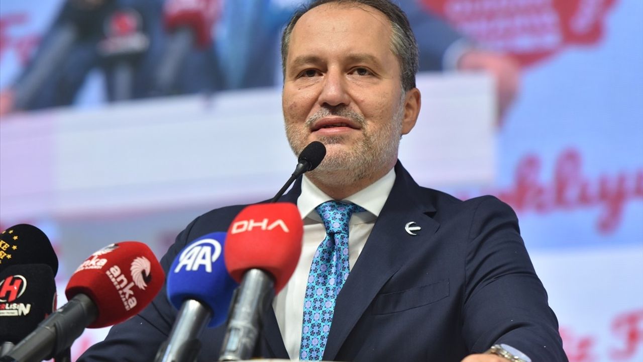 Fatih Erbakan Sakarya Kongresi’nde: Bölgesel Zulümler Varken Türkiye Huzur Bulamaz