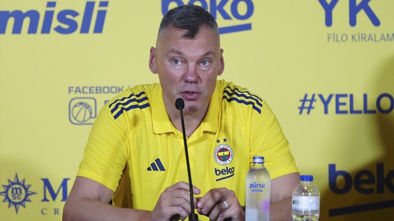 Fenerbahçe Beko, Avrupa Ligi'nde Paris Basketbol maçı öncesi oyuncu açıklamaları